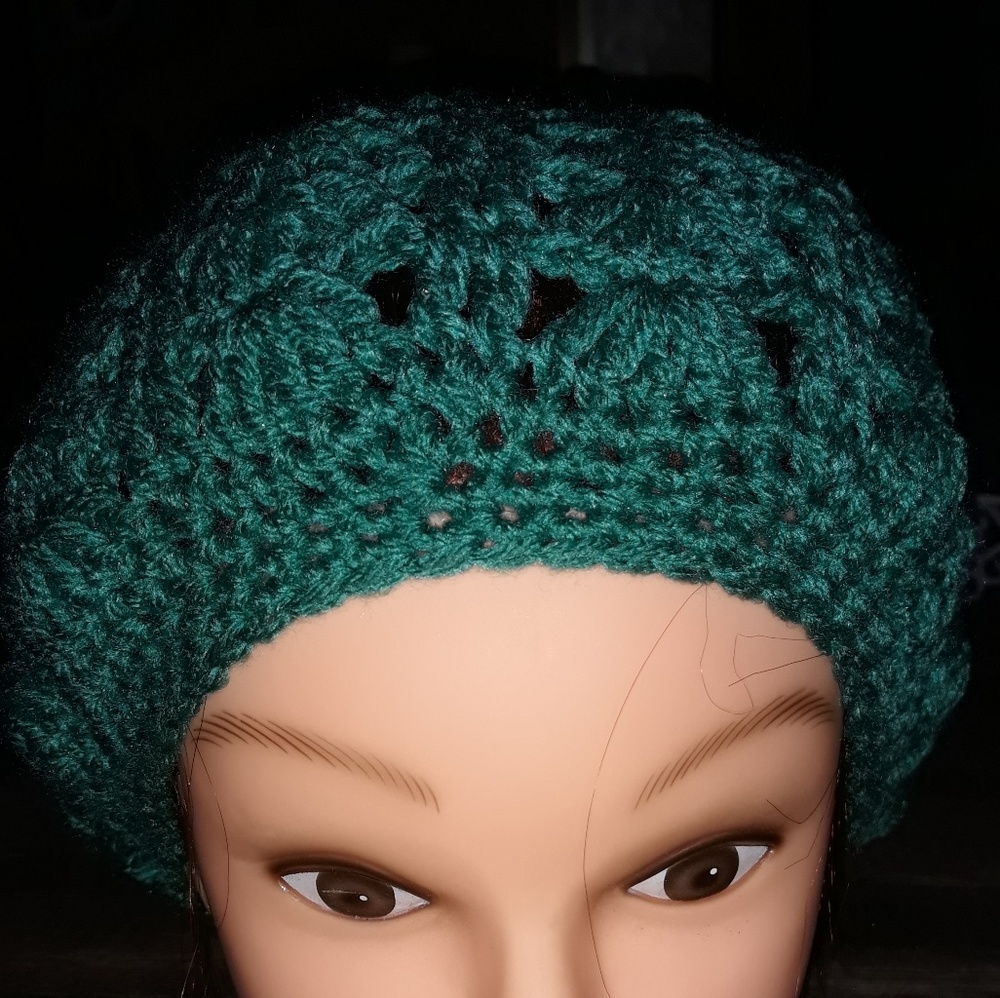 Crochet shell stitch slouchy